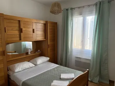 Provencal style home in Mediterranean seaside town Hotels near Cave Des Vignerons Londais