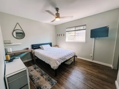 Cozy Home in Heart of Estero