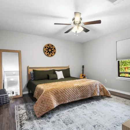 Charming 3-bedroom Summer House in Brookeland