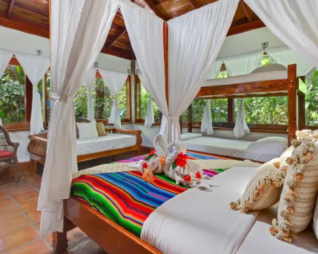 Ian Anderson's Caves Branch Adventure Co Hotels in Belmopan