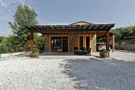 Agriturismo Terra e Lago d'Iseo Franciacorta Отели в г. Адро