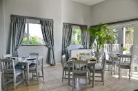The Shore House - breakfast