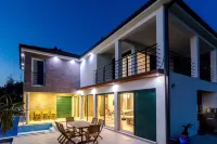 Luxury Villa White Velvet with Pool