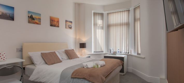 Crewe Rooms Westminster Street Hotels in Crewe