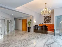 H4 Hotel Opera Jardins Отели рядом с достопримечательностью «Серкейра-Сезар»