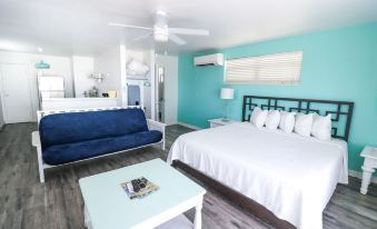 Drop Anchor Resort & Marina