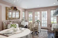 Bayfront Westcott House Bed & Breakfast - Breakfast