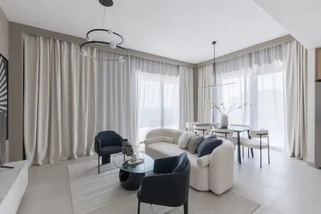 Creek Beach Roomy 3Br + Terrace Отели рядом с достопримечательностью «Desert Palm Polo Club»