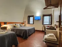 Chiostro Delle Monache Hostel Volterra Hotels in Volterra