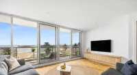 Beach Street Luxury 3 Bed with Beach & Bay Views Hotels in Port Melbourne