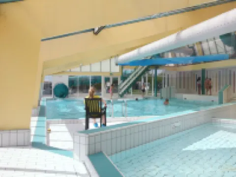 Modern Lodge with Two Bathrooms, Near the Beach