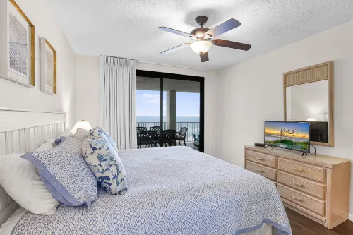 Windward Pointe 1006- Corner Unit Amazing Beach Views