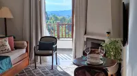 Duplex em Castelo | Piscina Aquecida, Lareira e Wi-Fi