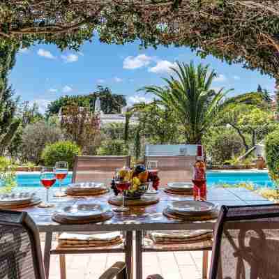 14B Quinta do Paraiso Amazing house located in t Dining/Meeting Rooms