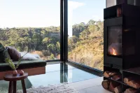 Clifftop at Hepburn - Romantic