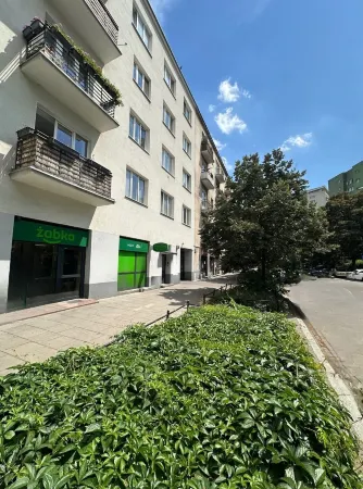 Bunga Apartament Отели рядом с достопримечательностью «Дворец культуры и науки»