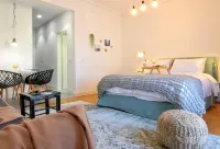 Grey Studios by Skg Apartments Các khách sạn gần Aristotle University of Thessaloniki