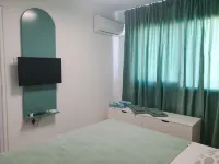 Rainbow Apartments Отели в г. 