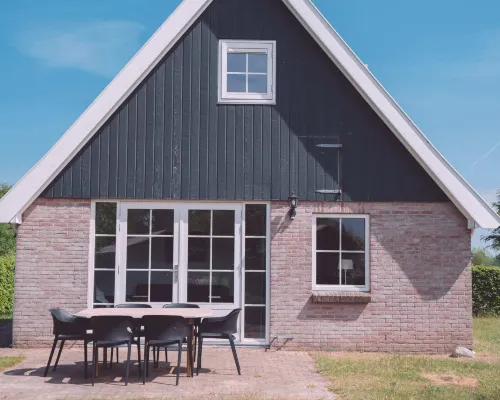Cozy Furnished House with Garden Near Nature Reserve Hoteles en Bant