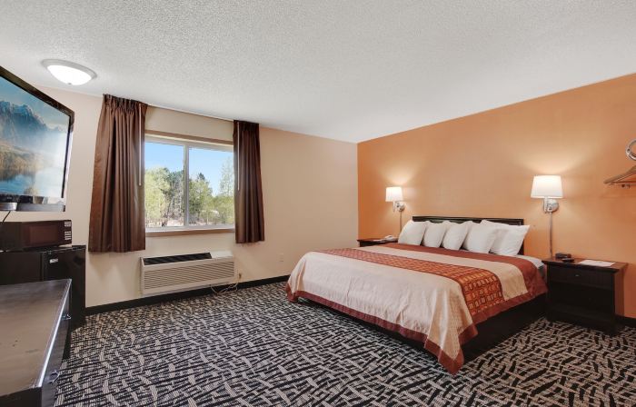 North Town Inn & Suites