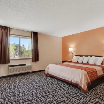 North Town Inn & Suites