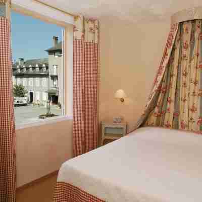 Hôtel Restaurant Le Viscos · Saint-Savin Rooms