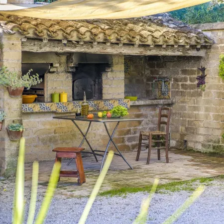 Lavish Home in Fermo with Pool