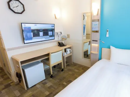 도요코 인 오미야-역 히가시구치