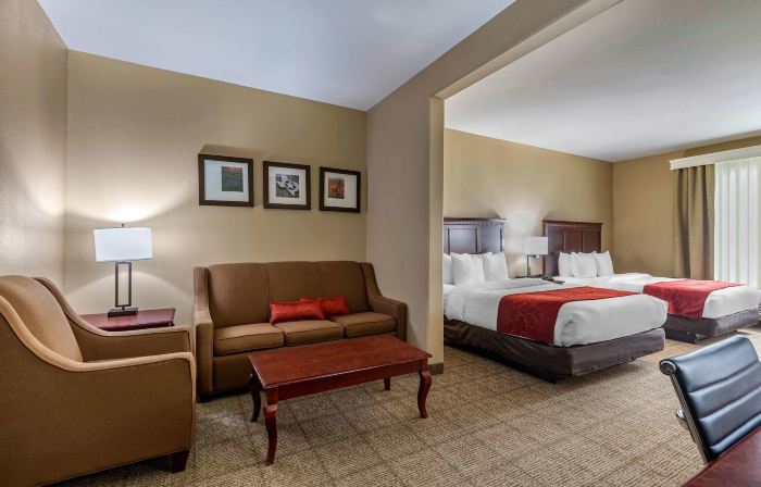 Comfort Suites