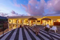El Tropico Boutique Hotel