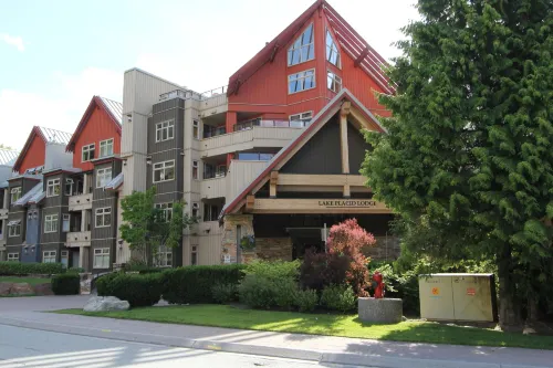 Lake Placid Lodge by Whistler Retreats - 3-Star