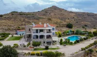 Marini Luxury Apartments and Suites
