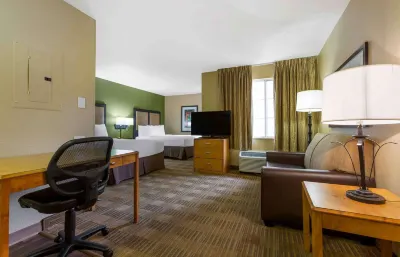 Extended Stay America Select Suites - Atlanta - Buckhead Hotel dekat Publix Super Market at Oglethorpe Crossing