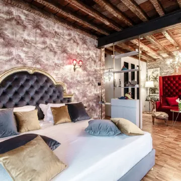 Aurum - Como Luxury Suites