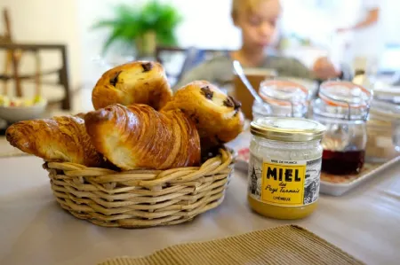 Maison d'hôtes de La Boissière Отели в г. Пюисельси