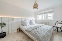 Chic Coastal Retreat - 5-Min Stroll to Beach