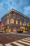 Hotel Heron Old Town Alexandria Hotel dekat Athenaeum
