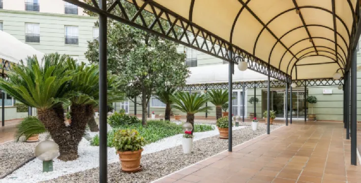 Hotel ILUNION Alcora Sevilla Zonas comunes Photos