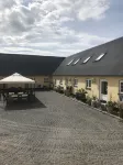 Strandsegård Ferielejlighed Hotels in Olsted