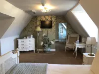 Deeping Stage Hotels in Аффорд