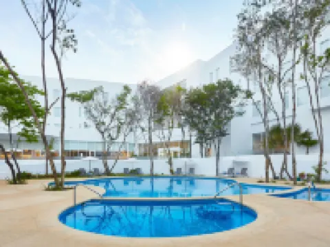 フェアフィールド イン＆スイーツ バイ マリオット カンクン エアポート ベニート・ファレスのホテル