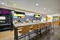 Home2 Suites by Hilton Minneapolis-Eden Prairie Hotels in Minnetonka