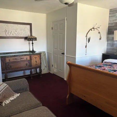 #4 Artsy and Spacious Home in the Heart of Utah