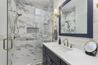 Douglas Hideaway - A Cozy 1-Bedroom Condo in Douglas, Michigan!