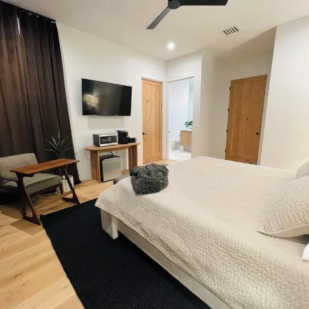 Luxurious King Suite in Gilbert. Private Entrance! Отели в г. Гилберт