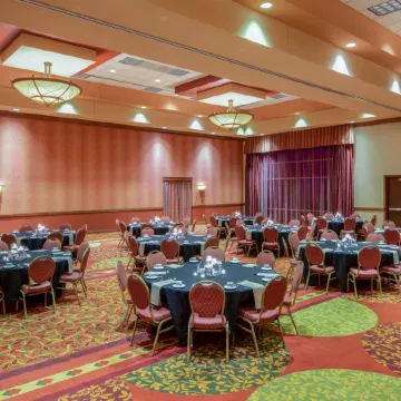 Embassy Suites by Hilton Loveland Conference Center & Spa
