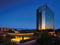 Golf Course Access and Luxurious Amenities - Stunning Unique Retreat Hotels in Whitewater
