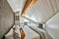 Marina Access and Cozy Fireplace - Charming Family Retreat