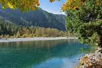 Baring Bend Lodge Hotels in Baring