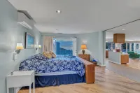 Ocean View and Panoramic Deck - Charming Coastal Retreat